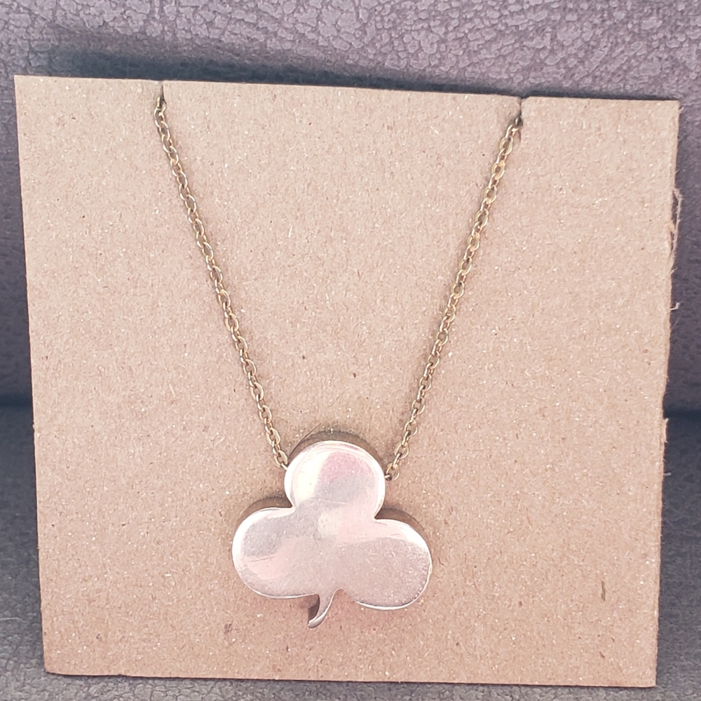 Unique Vintage Silver & Gold Clover Spade Pendant Necklace - Picture 2 of 9